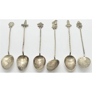 6 Vintage Souvenir  spoons